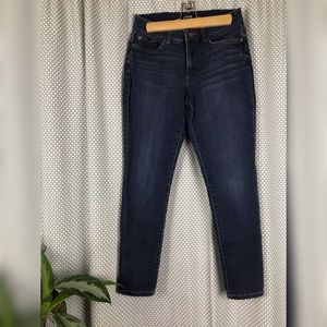 Chaps Dark Wash Skinny Jeans 6